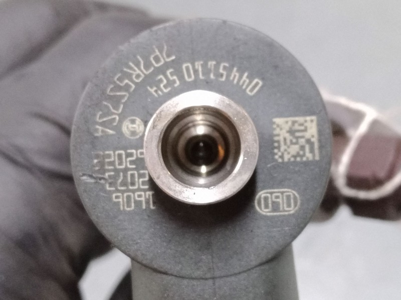 Recambio de inyector para jeep renegade suv (bu, b1, bv) 1.6 crd referencia OEM IAM 0445110524  