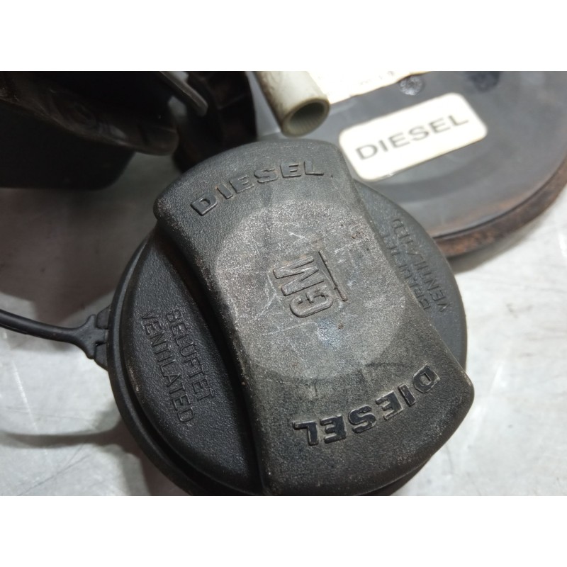 Recambio de tapa exterior combustible para opel corsa c (x01) 1.7 cdti (f08, f68) referencia OEM IAM 09164237  