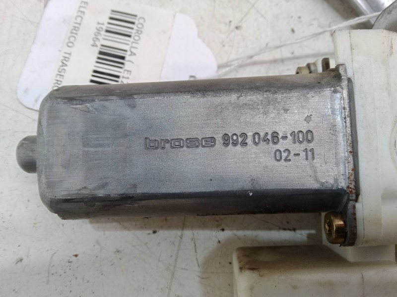 Recambio de elevalunas electrico trasero izquierdo para toyota corolla (_e12_) 1.6 vvt-i (zze121_) referencia OEM IAM 992046100 