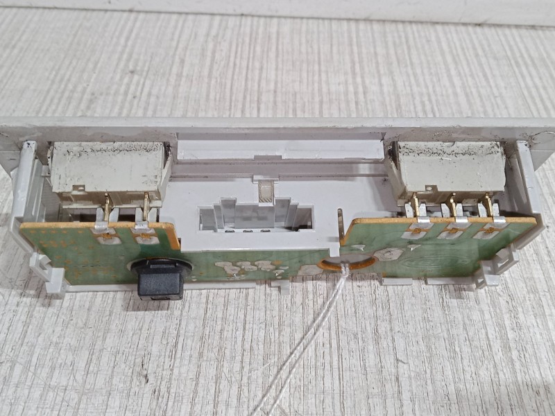 Recambio de luz interior delantera para volkswagen sharan (7m8, 7m9, 7m6) 1.9 tdi referencia OEM IAM   