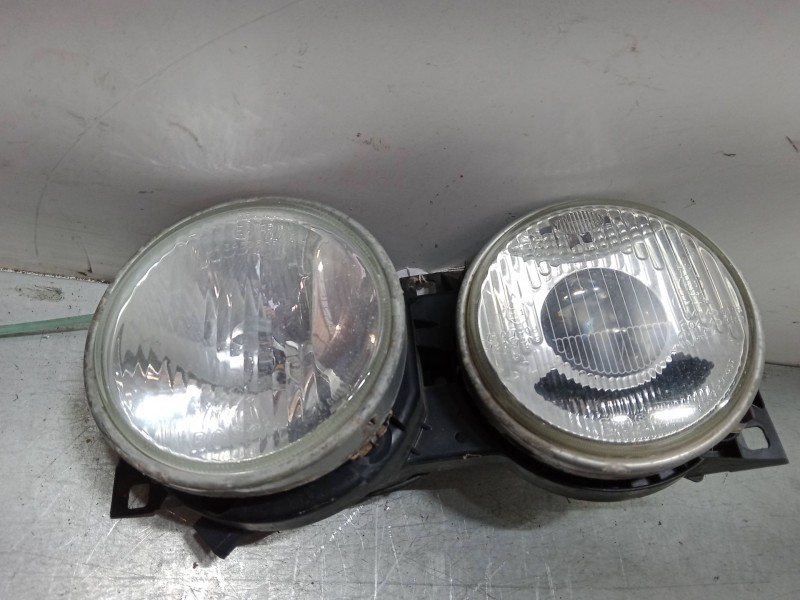 Recambio de faro izquierdo para bmw 3 (e30) 318 i referencia OEM IAM   