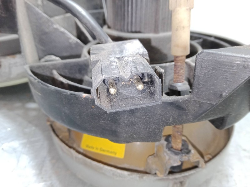 Recambio de faro izquierdo para bmw 3 (e30) 318 i referencia OEM IAM   