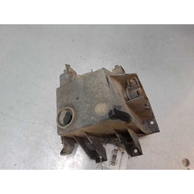 Recambio de faro antiniebla derecho para opel astra h gtc (a04) 1.9 cdti (l08) referencia OEM IAM 13262000  