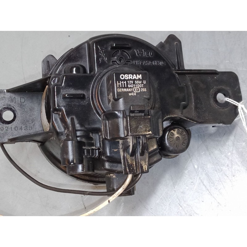 Recambio de faro antiniebla izquierdo para renault clio ii (bb_, cb_) 1.5 dci (b/cb08) referencia OEM IAM 8200002470  
