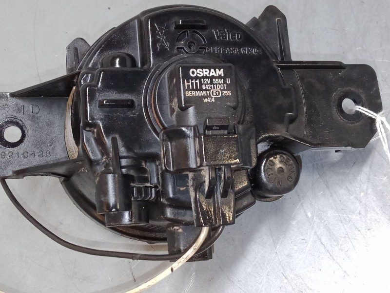 Recambio de faro antiniebla izquierdo para renault clio ii (bb_, cb_) 1.5 dci (b/cb08) referencia OEM IAM 8200002470  