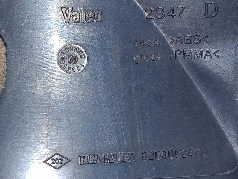 Recambio de piloto trasero derecho para renault laguna ii grandtour (kg0/1_) 1.9 dci (kg0g) referencia OEM IAM 8200002472  