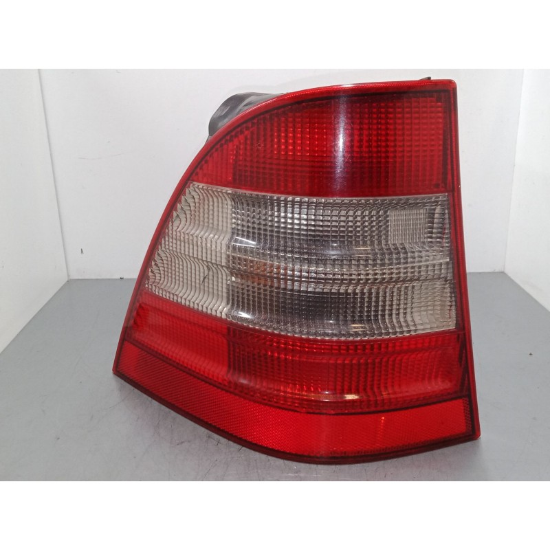 Recambio de piloto trasero izquierdo para mercedes-benz clase m (w163) ml 270 cdi (163.113) referencia OEM IAM A1638200077  