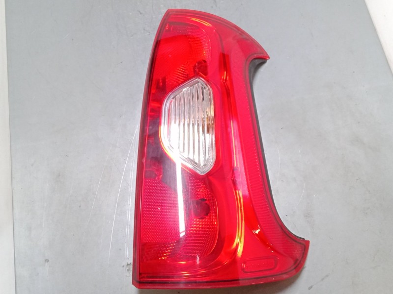 Recambio de piloto trasero derecho para fiat panda furgoneta/hatchback (169_) 1.2 referencia OEM IAM 51843642  