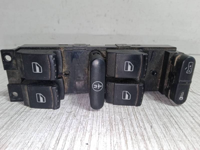 MANDO ELEVALUNAS DELANTERO IZQUIERDO 1J4959857A 