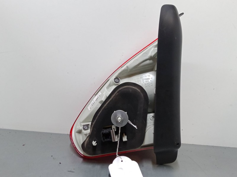 Recambio de piloto trasero porton izquierdo para peugeot 2008 i (cu_) 1.2 thp 110 / puretech 110 referencia OEM IAM 9678074480  