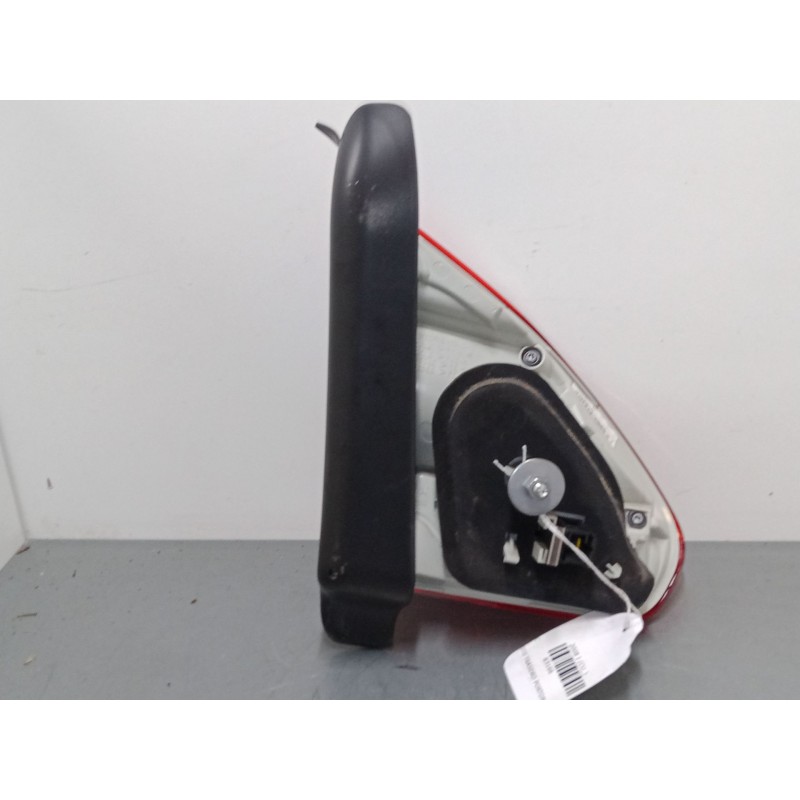 Recambio de piloto trasero porton derecho para peugeot 2008 i (cu_) 1.2 thp 110 / puretech 110 referencia OEM IAM 9678074580  