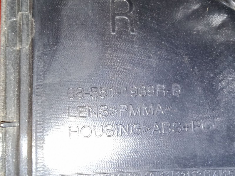Recambio de piloto trasero derecho para renault kangoo express (fc0/1_) 1.2 16v (fc05, fc0w, fc1d, fc1p, fc1k, fc0t) referencia 