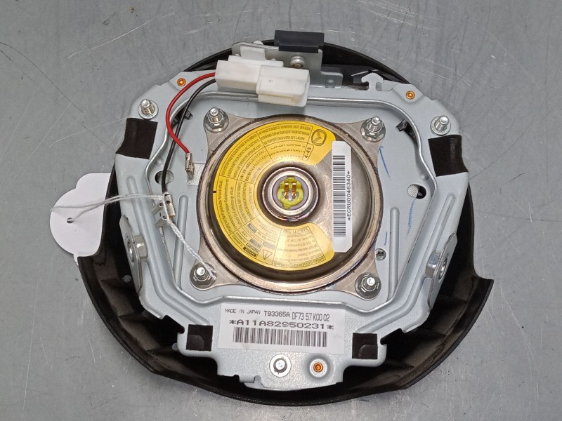 Recambio de airbag volante para mazda 2 (de_, dh_) 1.6 mz-cd referencia OEM IAM DF7357K0002 A11A82950231 T93365A