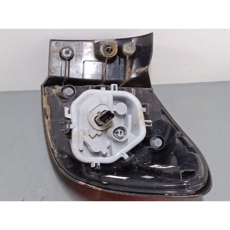 Recambio de piloto trasero derecho para renault captur i (j5_, h5_) 1.5 dci 90 referencia OEM IAM 265557367R  