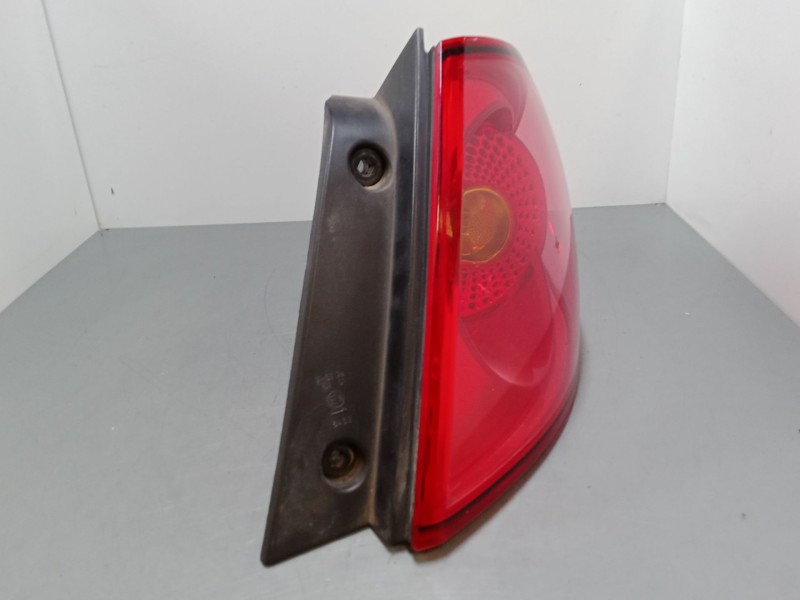 Recambio de piloto trasero derecho para seat toledo iii (5p2) 2.0 tdi 16v referencia OEM IAM 5P5945096B  