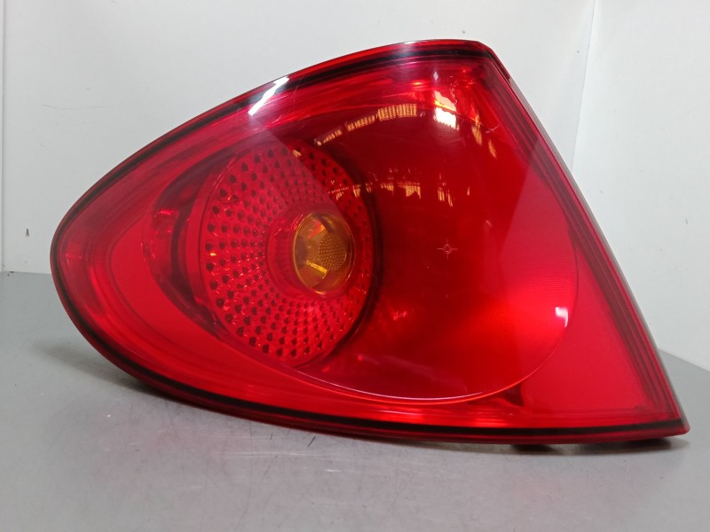 Recambio de piloto trasero izquierdo para seat toledo iii (5p2) 2.0 tdi 16v referencia OEM IAM 5P5945095B  