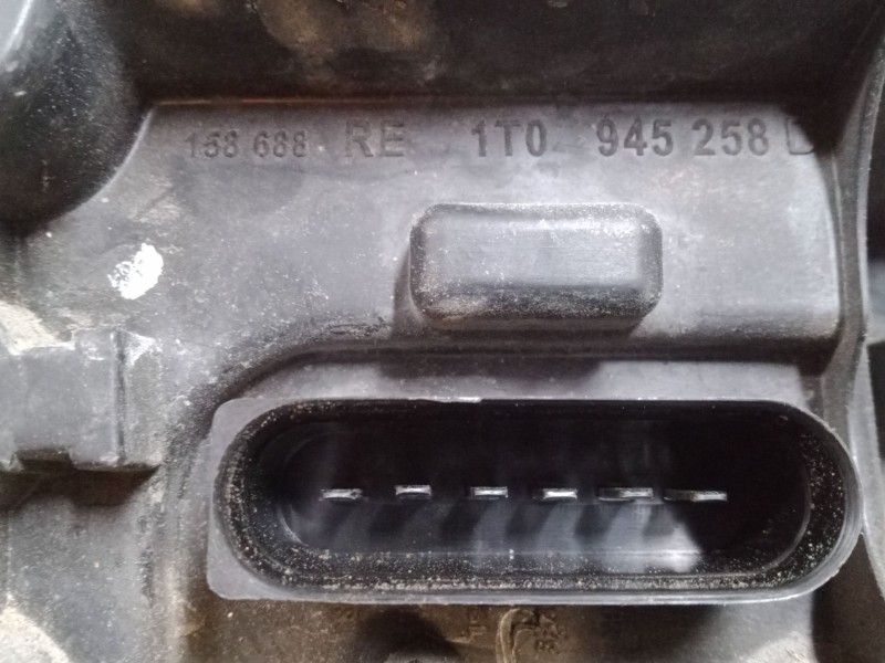 Recambio de piloto trasero derecho para volkswagen touran (1t1, 1t2) 1.9 tdi referencia OEM IAM   