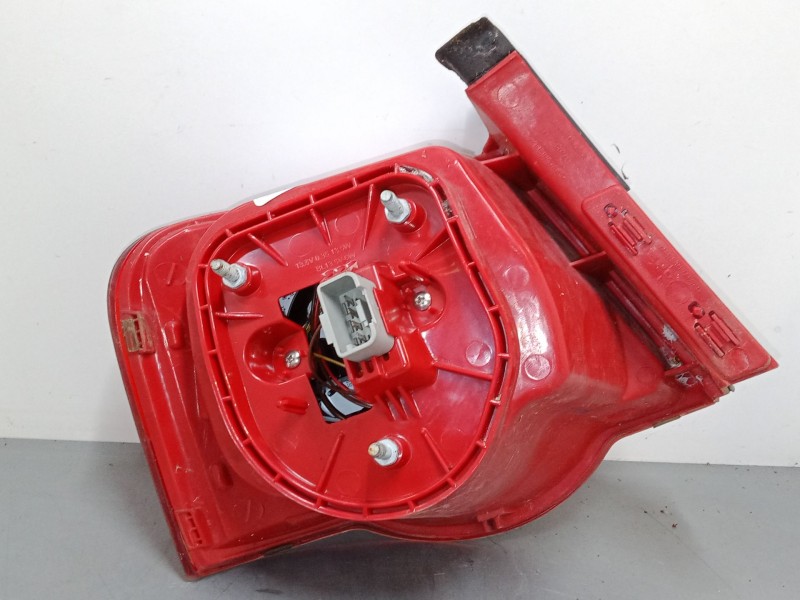 Recambio de piloto trasero derecho para volkswagen passat b6 (3c2) 2.0 tdi referencia OEM IAM 084411982RR  