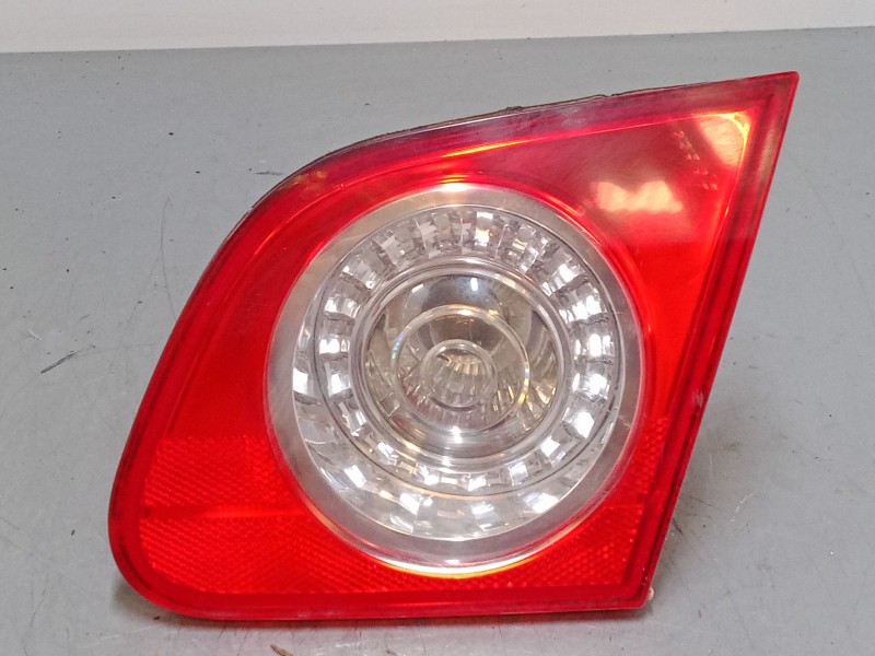 Recambio de piloto trasero porton derecho para volkswagen passat b6 (3c2) 2.0 tdi referencia OEM IAM 3C5945094E  