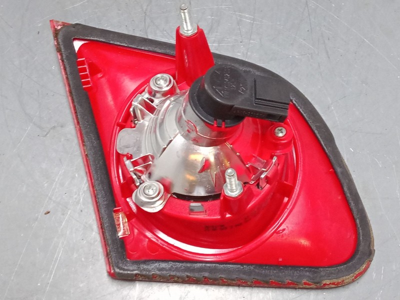 Recambio de piloto trasero porton derecho para volkswagen passat b6 (3c2) 2.0 tdi referencia OEM IAM 3C5945094E  