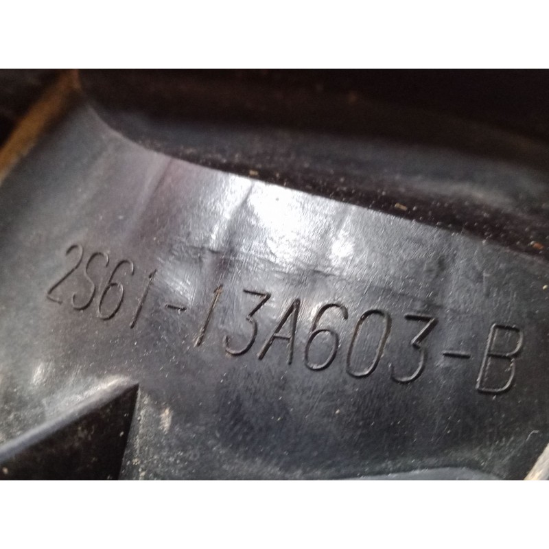 Recambio de piloto trasero izquierdo para ford fiesta v (jh_, jd_) 1.4 tdci referencia OEM IAM 2S6113A603B   Recambio de piloto trasero izquierdo para ford fiesta v (jh_, jd_) 1.4 tdci referencia OEM IAM 2S6113A603B
