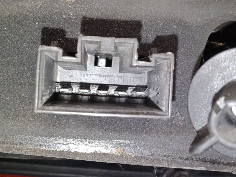 Recambio de piloto trasero derecho para ford fiesta v (jh_, jd_) 1.4 tdci referencia OEM IAM 2S6113N004   Recambio de piloto trasero derecho para ford fiesta v (jh_, jd_) 1.4 tdci referencia OEM IAM 2S6113N004