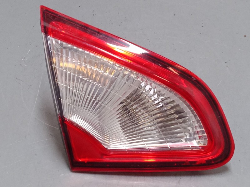 Recambio de piloto trasero porton izquierdo para nissan qashqai i (j10, nj10) 1.5 dci referencia OEM IAM 89503189  