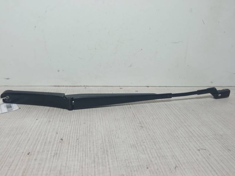 BRAZO LIMPIA DELANTERO IZQUIERDO 