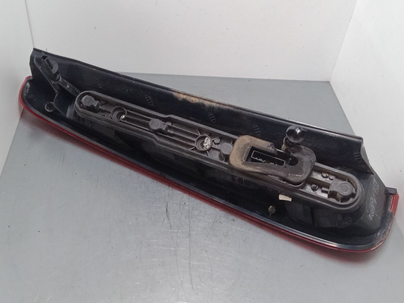 Recambio de piloto trasero derecho para ford focus c-max (dm2) 1.6 referencia OEM IAM 3M5113A602AA  