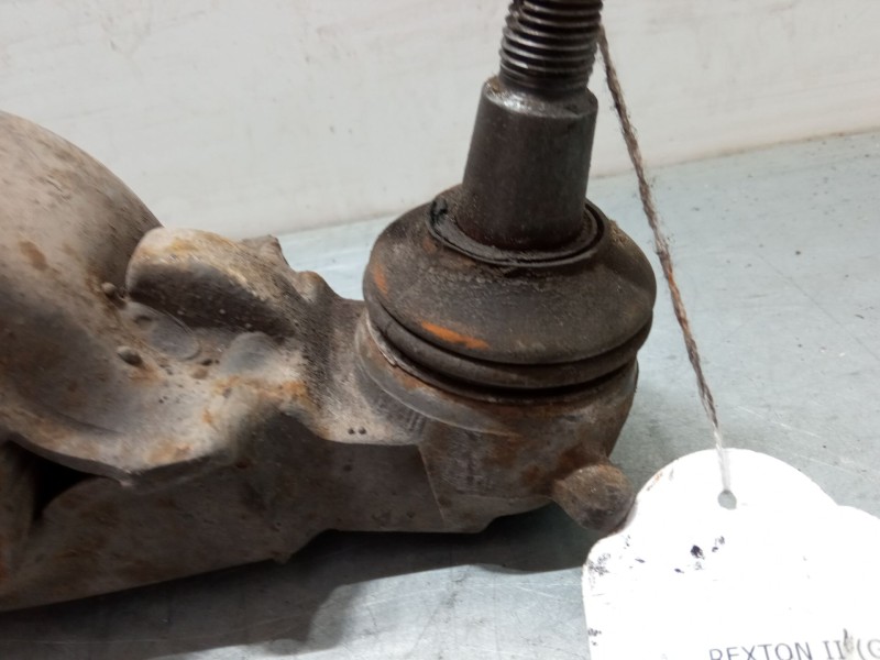 Recambio de brazo suspension inferior delantero derecho para ssangyong rexton / rexton ii (gab_) 2.7 xdi referencia OEM IAM   