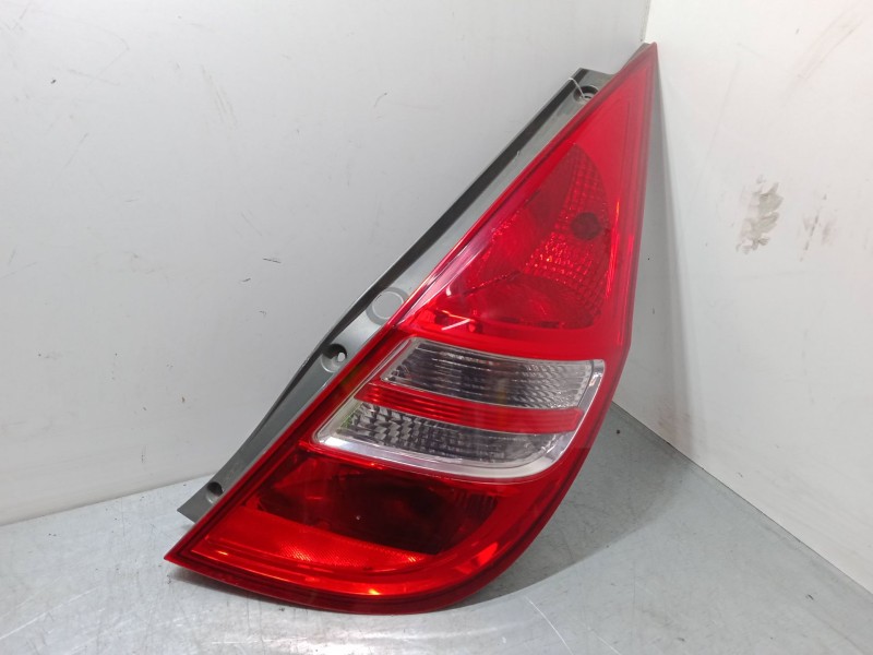 Recambio de piloto trasero derecho para hyundai i30 (fd) 1.4 referencia OEM IAM 924012R0  