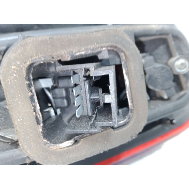 Recambio de piloto trasero derecho para fiat grande punto van (199_) 1.4 (199cxb1a, 199dxb1a) referencia OEM IAM 51701590  