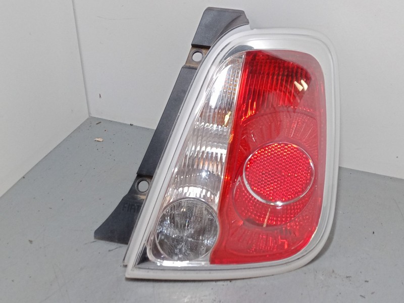 Recambio de piloto trasero derecho para fiat 500 c (312_) 1.3 d multijet (312cxe1a, 312axe1a) referencia OEM IAM 51787493  