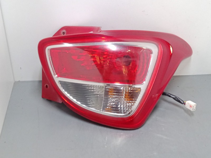 Recambio de piloto trasero derecho para hyundai i10 ii (ba, ia) 1.0 referencia OEM IAM 92402B9000  