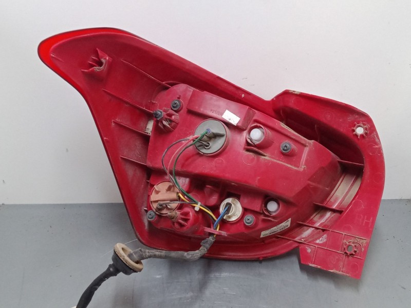 Recambio de piloto trasero derecho para hyundai i10 ii (ba, ia) 1.0 referencia OEM IAM 92402B9000  