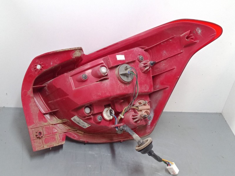 Recambio de piloto trasero izquierdo para hyundai i10 ii (ba, ia) 1.0 referencia OEM IAM 92401B9000  