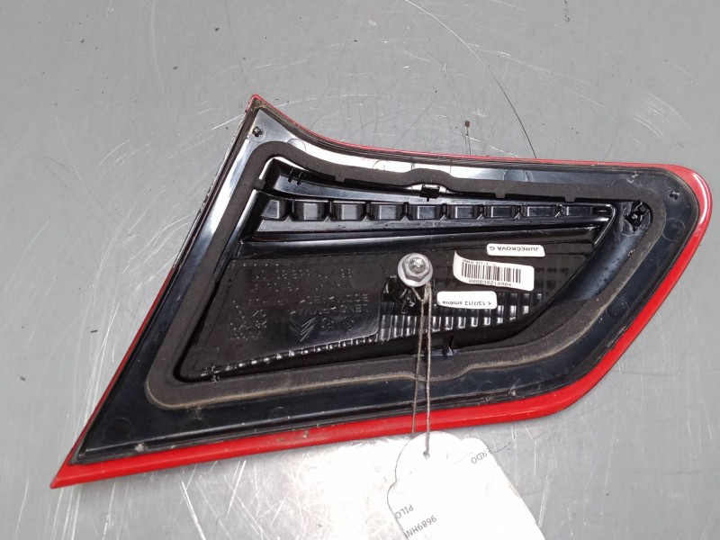 Recambio de piloto trasero porton izquierdo para citroën c4 ii (nc_) 1.6 hdi 90 referencia OEM IAM 967215588001   Recambio de piloto trasero porton izquierdo para citroën c4 ii (nc_) 1.6 hdi 90 referencia OEM IAM 967215588001