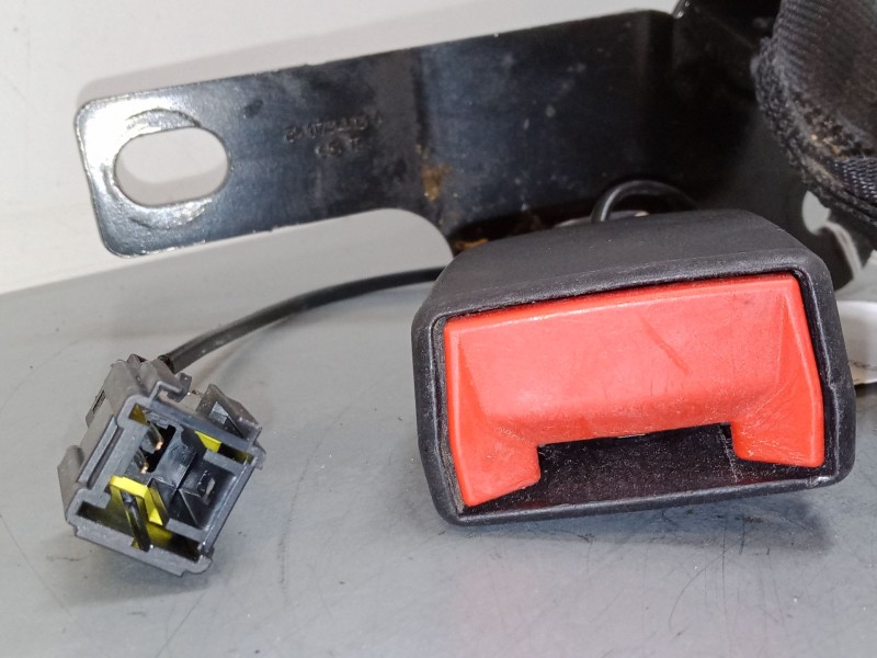 Recambio de anclaje cinturon trasero izquierdo para jeep renegade suv (bu, b1, bv) 1.6 crd referencia OEM IAM   