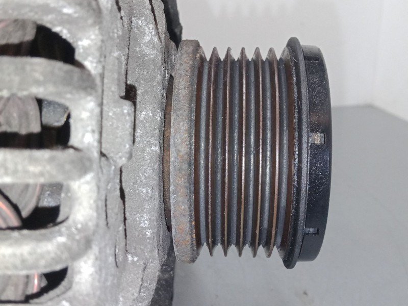 Recambio de alternador para ford mondeo iv (ba7) 2.0 tdci referencia OEM IAM 0121615028  739N10300EA