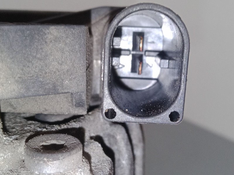 Recambio de alternador para ford mondeo iv (ba7) 2.0 tdci referencia OEM IAM 0121615028  739N10300EA