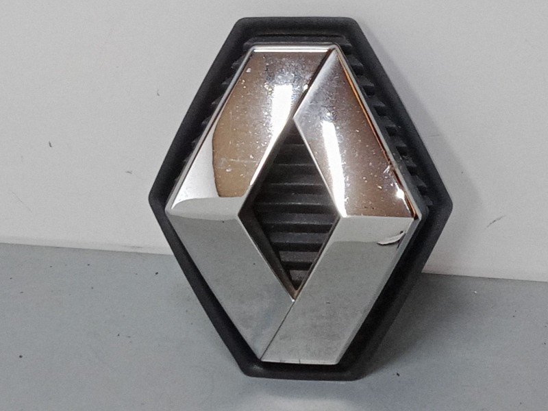 Recambio de anagrama para renault scénic ii (jm0/1_) 1.6 16v (jm1r) referencia OEM IAM   