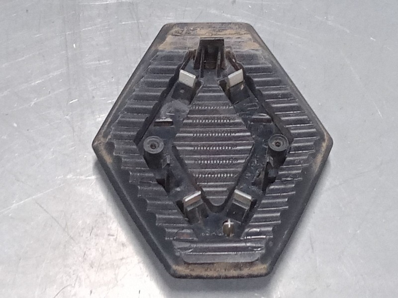 Recambio de anagrama para renault scénic ii (jm0/1_) 1.6 16v (jm1r) referencia OEM IAM   