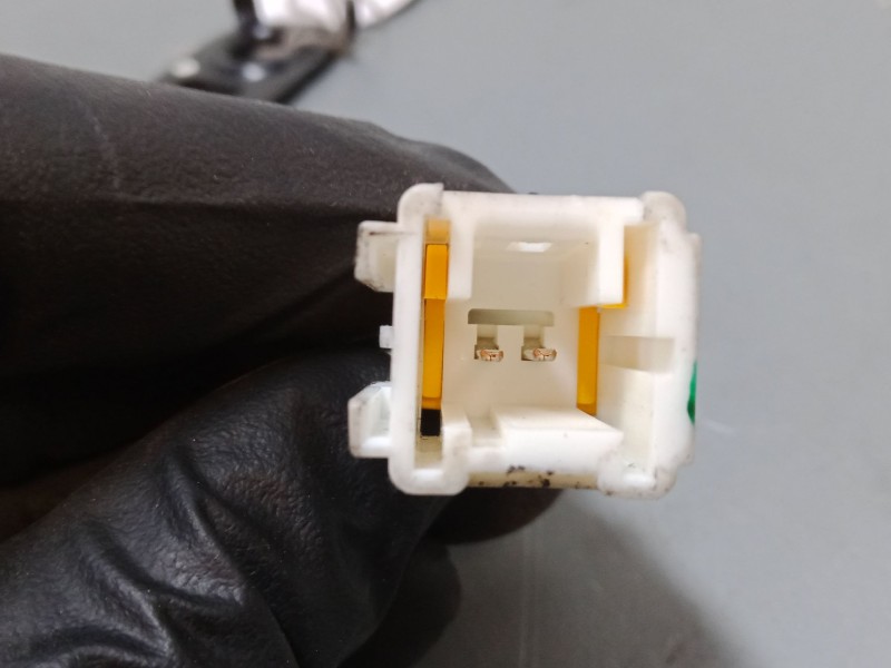 Recambio de anclaje cinturon delantero derecho para citroën c4 ii (nc_) 1.6 hdi 90 referencia OEM IAM 96748384XT  