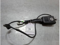 Recambio de anclaje cinturon delantero izquierdo para lancia musa (350_) 1.3 d multijet (350.axb11, 350.axb1a) referencia OEM IA