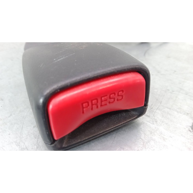 Recambio de anclaje cinturon trasero izquierdo para suzuki wagon r+ hatchback (em) 1.0 (rc410, sr410, sr412) referencia OEM IAM 