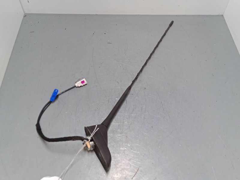 Recambio de antena para peugeot 2008 i (cu_) 1.2 thp 110 / puretech 110 referencia OEM IAM   