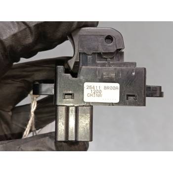 MANDO ELEVALUNAS TRASERO IZQUIERDO 25411BR00A 