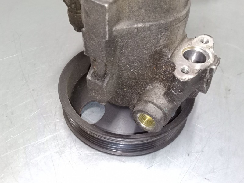 Recambio de bomba servodireccion para chevrolet aveo / kalos hatchback (t200) 1.4 16v referencia OEM IAM 96352822  