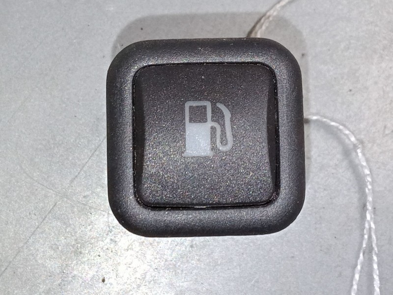 Recambio de boton apertura/cierre deposito para volkswagen golf iv (1j1) 1.9 tdi 4motion referencia OEM IAM   