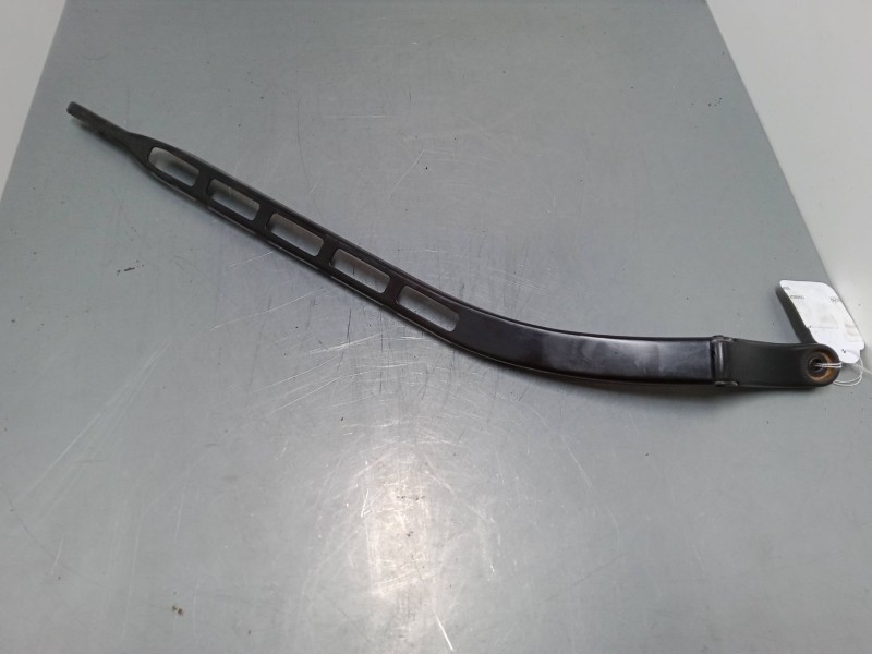 Recambio de brazo limpia delantero derecho para seat toledo iii (5p2) 2.0 tdi 16v referencia OEM IAM   